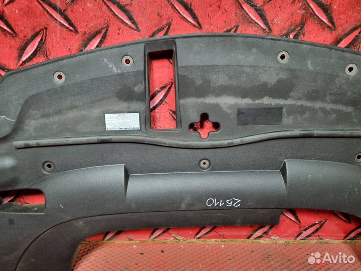 Накладка замка капота Lexus LX 3