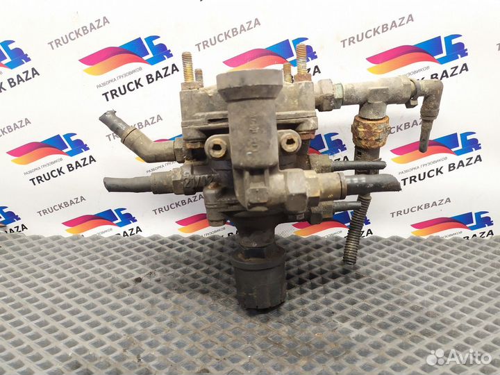 Кран управления тормозами прицепа