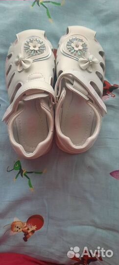 Босоножки для девочки