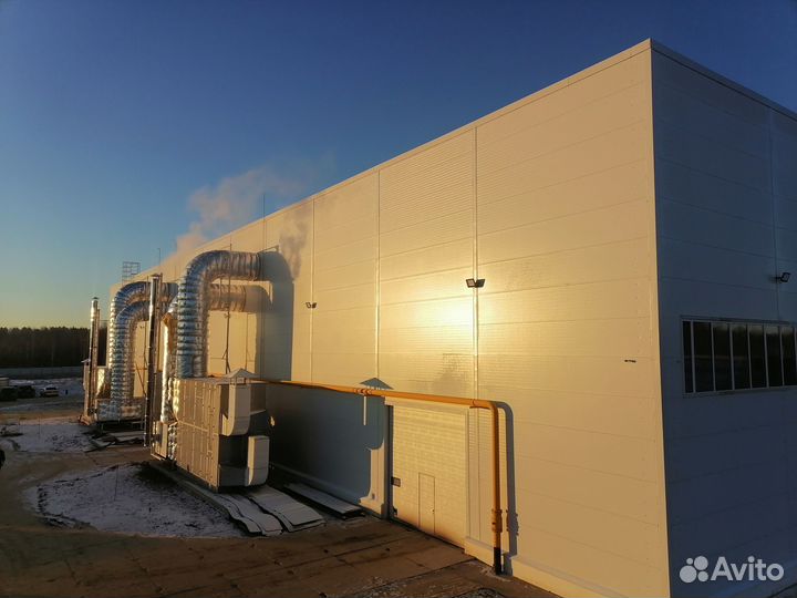 Работник склада