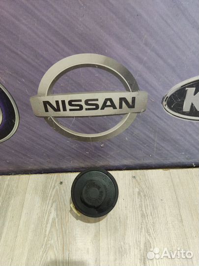 Бачок гидроусилителя гур Nissan primera P12