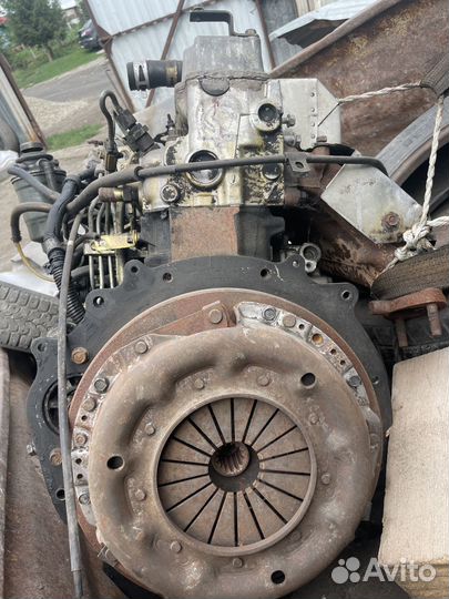 Двигатель 4М40