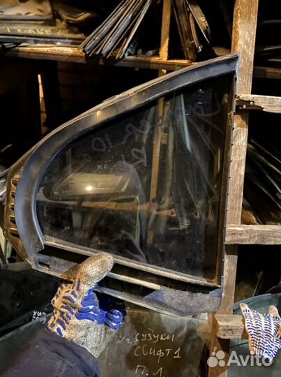 Форточка задняя левая Mitsubishi Lancer 10