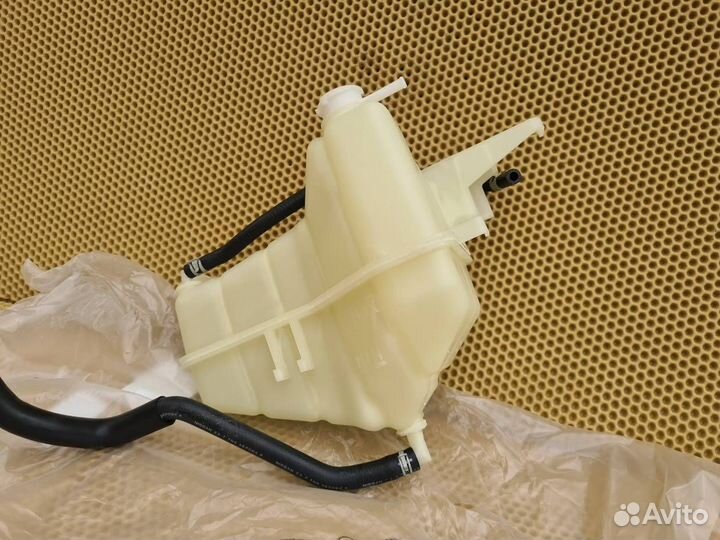 Бачок расширительный передний Infiniti Fx Qx70 S51