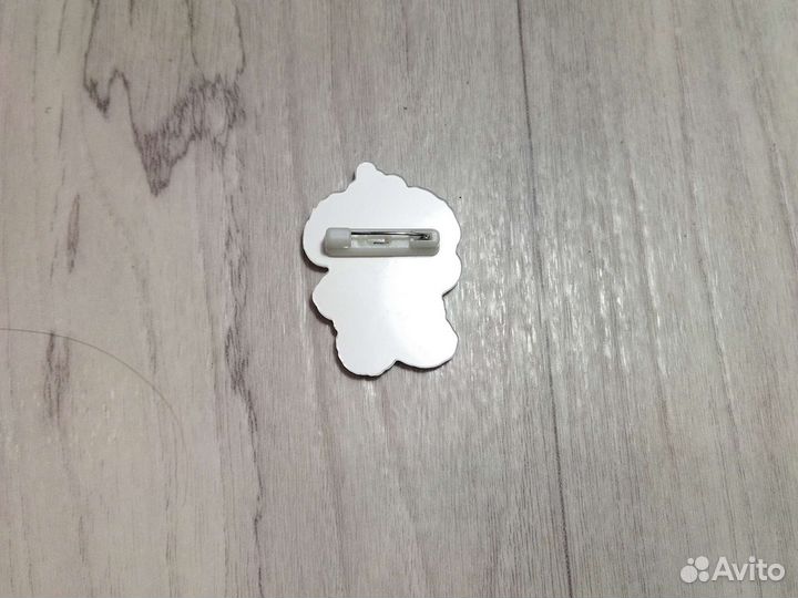 Значок Собачка 4см на 3см