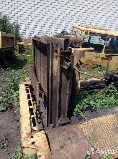 Радиатор,колеса на Кировец