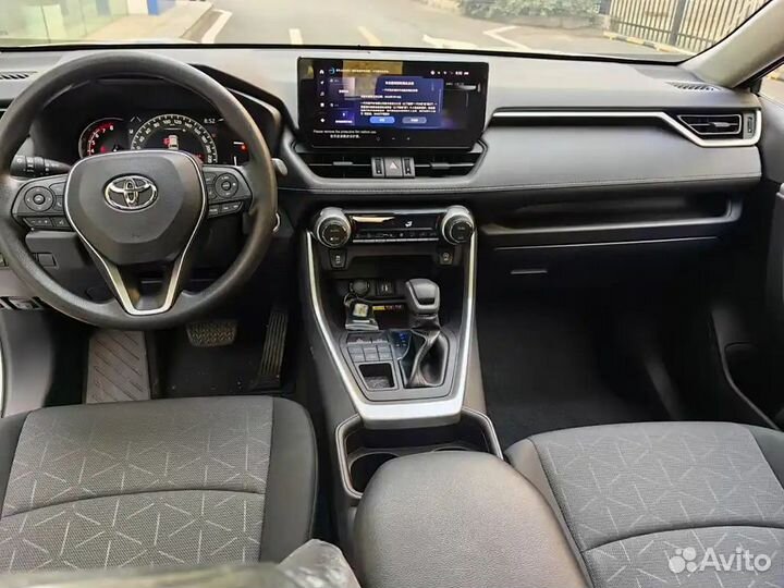 Toyota RAV4 2.0 CVT, 2021, 28 000 км