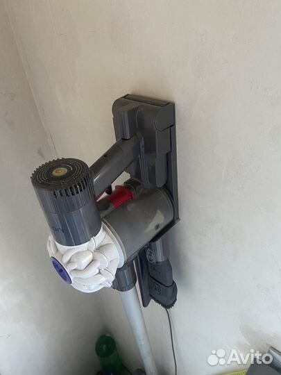 Пылесос dyson v6