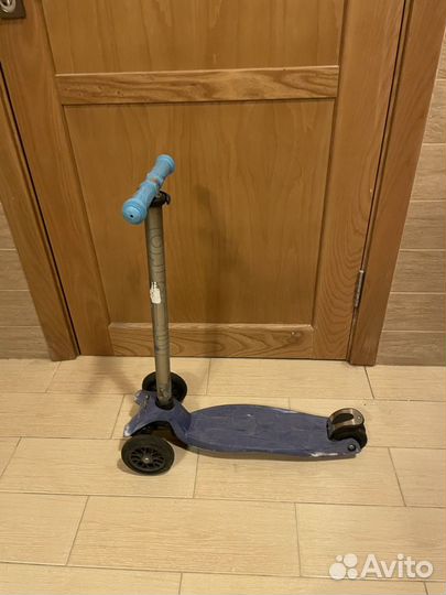 Самокат Micro Maxi