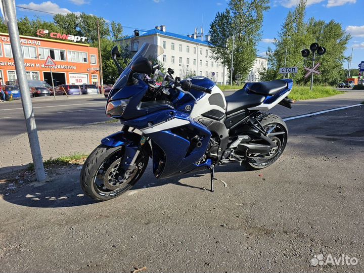 Yamaha FZ1