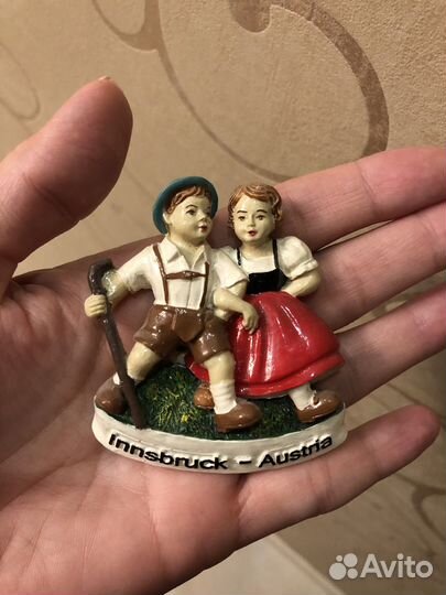 Магниты на холодильник из разных стран