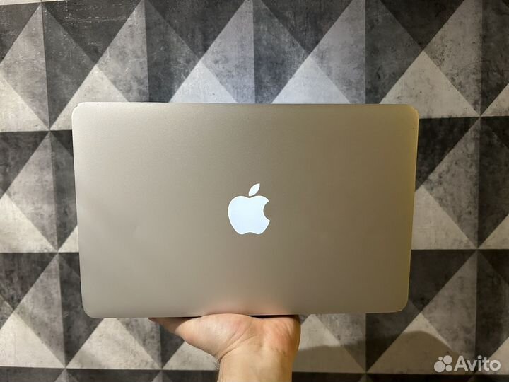 Macbook Air 11 2011 i5