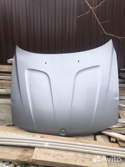 Капот от BMW x3 2008