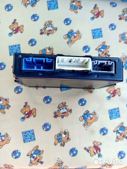 Блок управления на Мазду аксела,торг