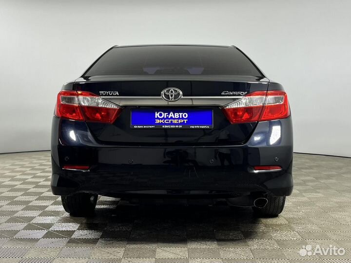 Toyota Camry 2.5 AT, 2014, 112 000 км