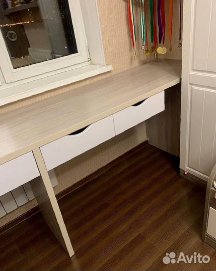 Рабочая зона с доставкой и сборкой