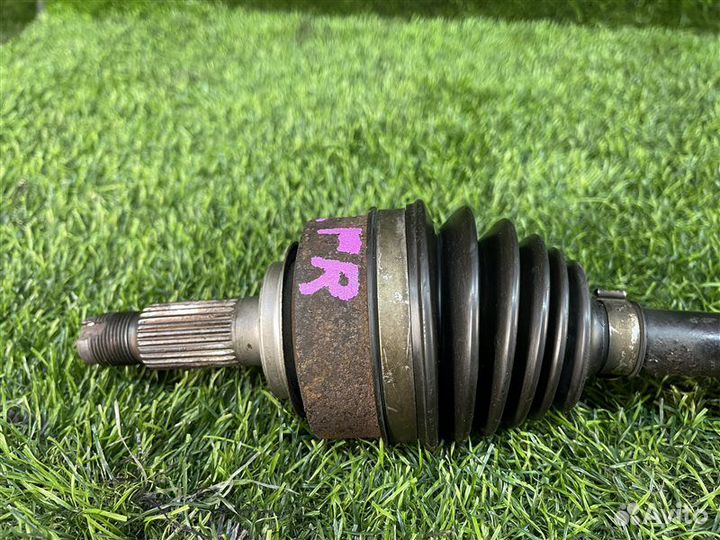 Привод передний правый Honda Fit GD2 L13A 2005