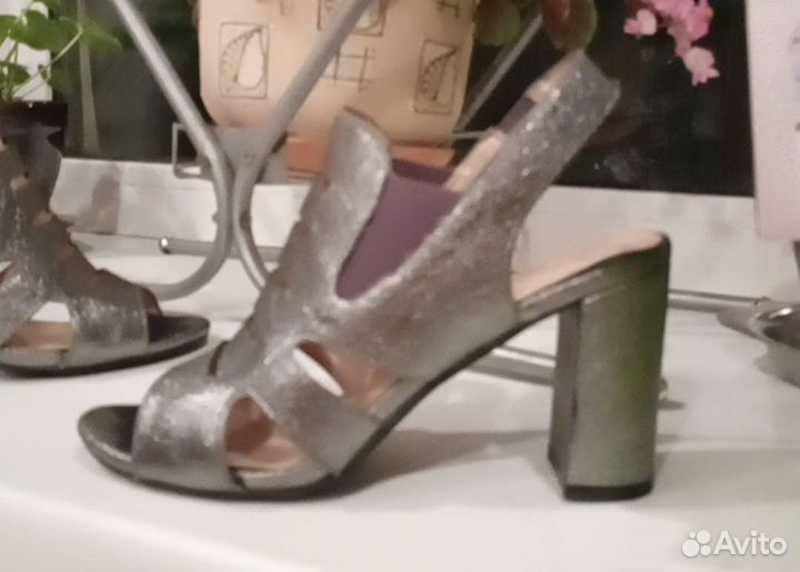 Обувь женская