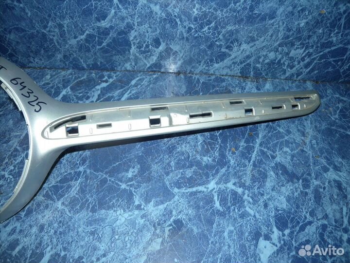 Накладка решетки радиатора Mercedes W218 C218 Мерс