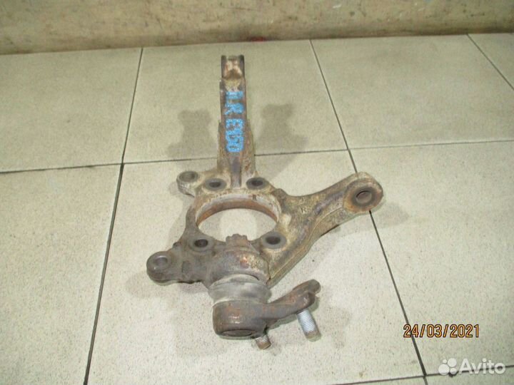 Кулак поворотный П/П Toyota Corolla (E150)