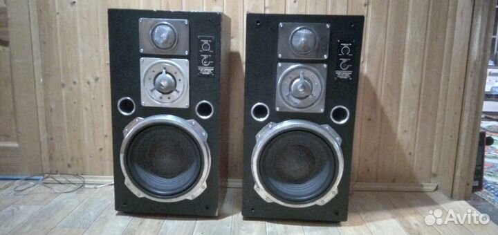 Акустические колонки электроника