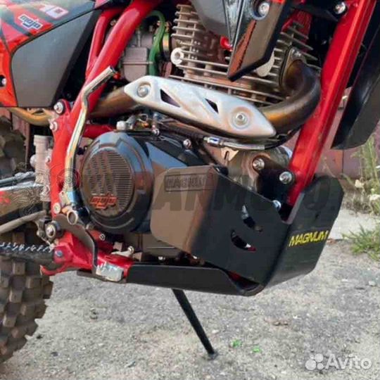 Защита двигателя и прогрессии BSE Z10 / черная / m