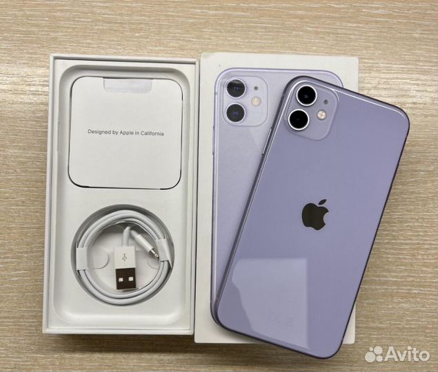 iPhone 11, 64 ГБ