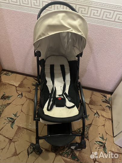 Прогулочная коляска yoya