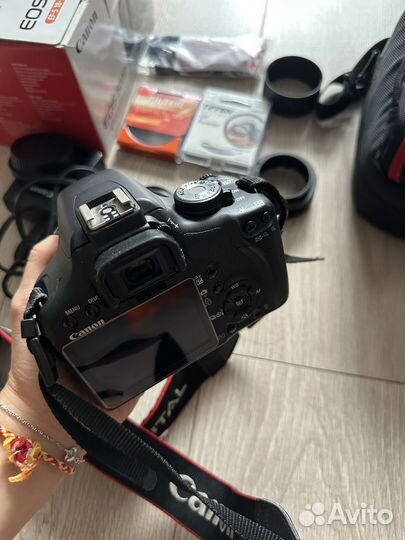 Зеркальный фотоаппарат Canon eos 500d