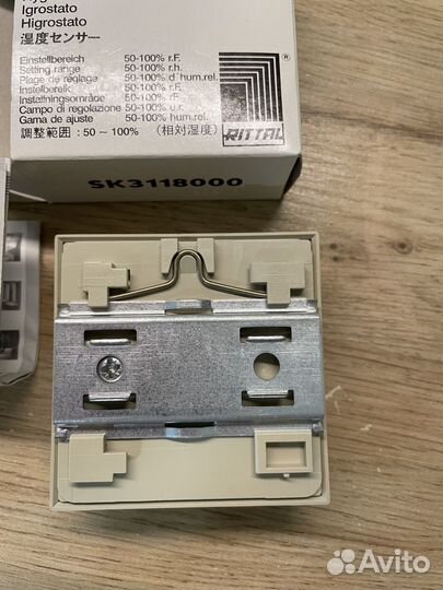 Гигростат SK3118000. Rittal