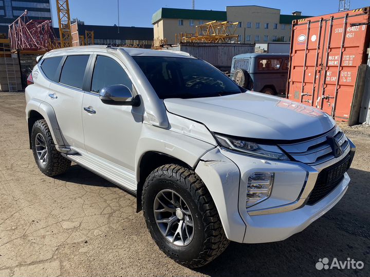 Mitsubishi Pajero Sport 2.4 AT, 2021, битый, 52 000 км