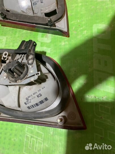 Фара крышки багажника Mercedes-Benz W210