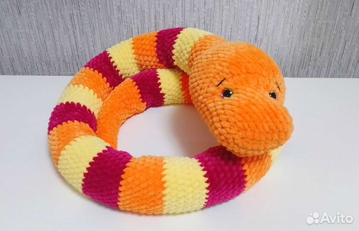 Вязаные игрушки ручной работы