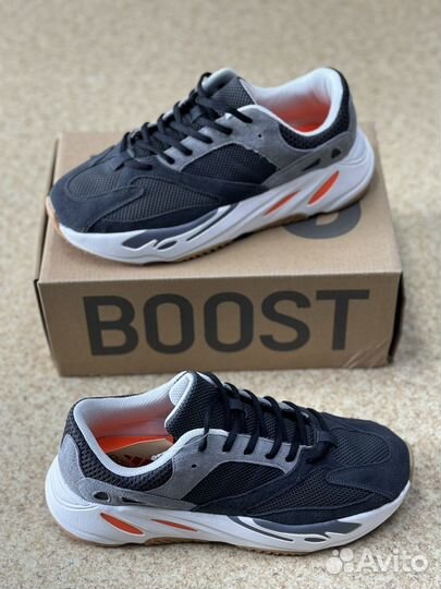 Кроссовки adidas yeezy boost 700