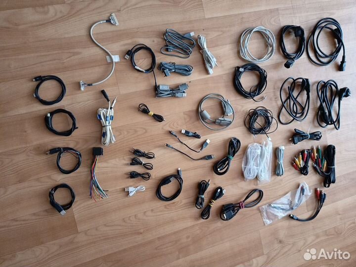 Провода разные для пк, телефона, тюльпаны и т.д