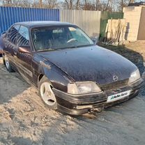 Opel Omega 2.6 AT, 1992, 220 000 км, с пробегом, цена 100 000 руб.