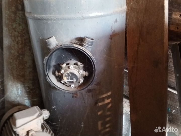 Газовый баллон для автомобиля