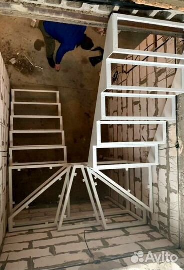 Лестница для дачи