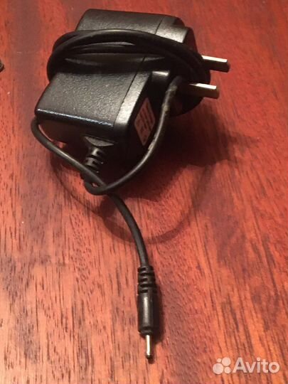 Зарядное устройство