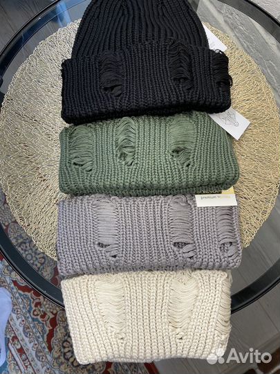 Шапка женская рваная бини распустившаяся