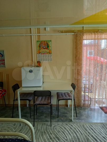 Дом 30 м² на участке 3 сот.