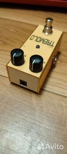 Гитарная педаль Tremolo