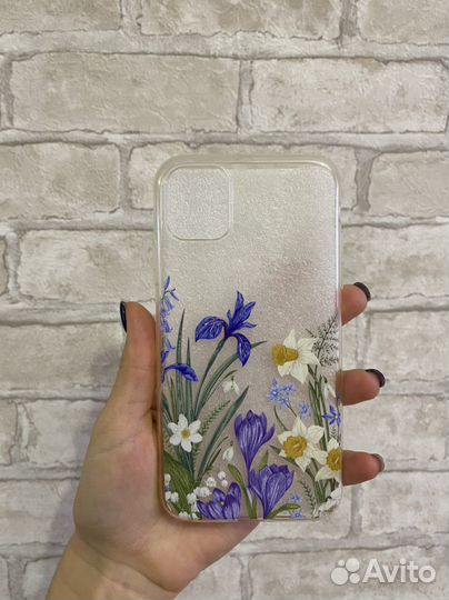 Силиконовый чехол на iPhone 11