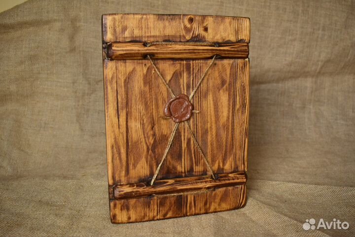 Икона деревянная 