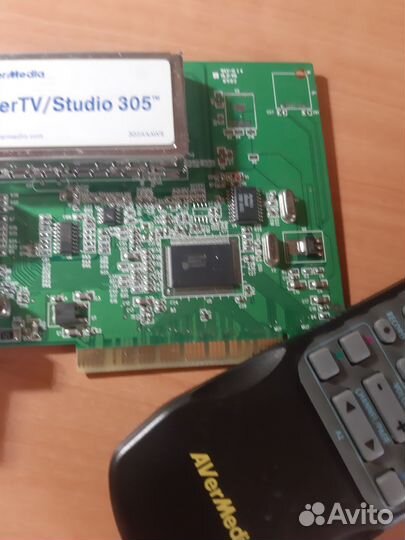 TV- FM- тюнер AverMedia 305