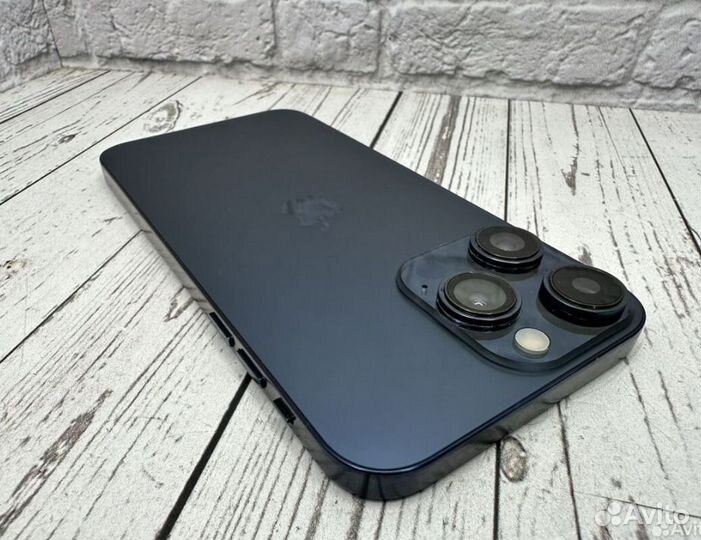 iPhone XR в корпусе 15 Pro Blue Titanium