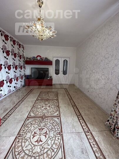 3-к. квартира, 79,7 м², 8/9 эт.