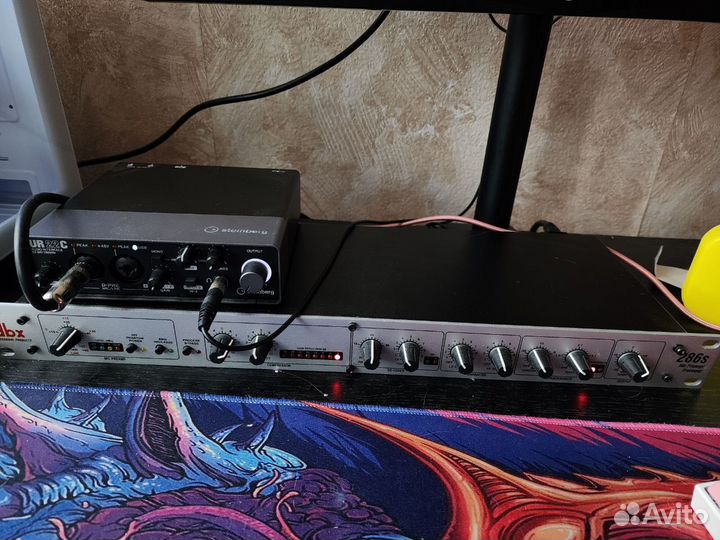 Микрофонный предусилитель DBX286s