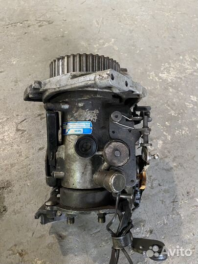 Насос топливный (тнвд) Рено Кангу