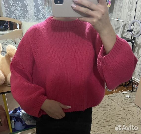 Свитер розовый